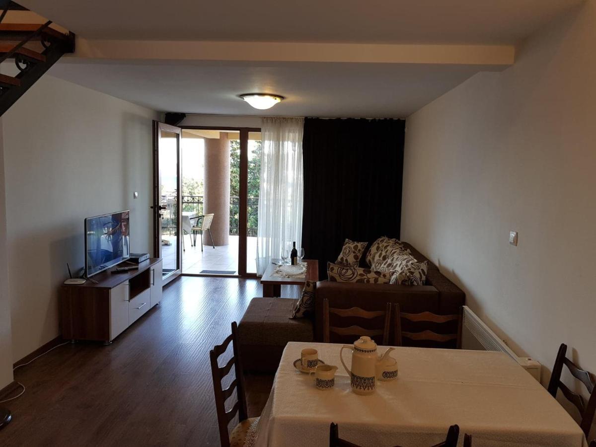 Apartment Dasic Bar Exteriör bild
